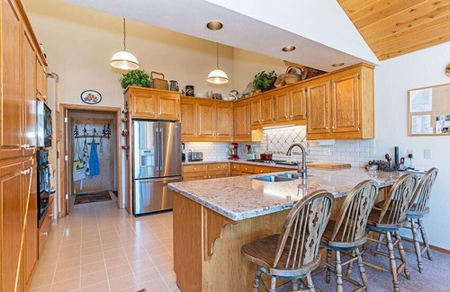 Truckee Cabin | 3500sqft Home on Shuttle Route at Northstar, 2 Suites, Game Room, Garage and Flat Driveway!