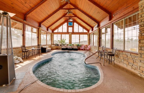 Fairfield Bay House | 366 Shared Acres, Lake Access Ozark Getaway!