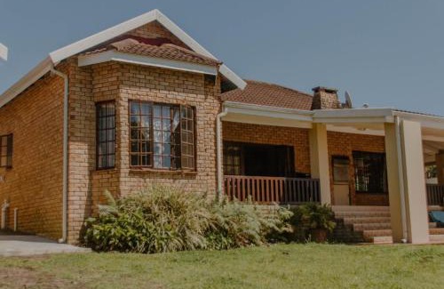 Port Edward House | 373 on Bristol Home