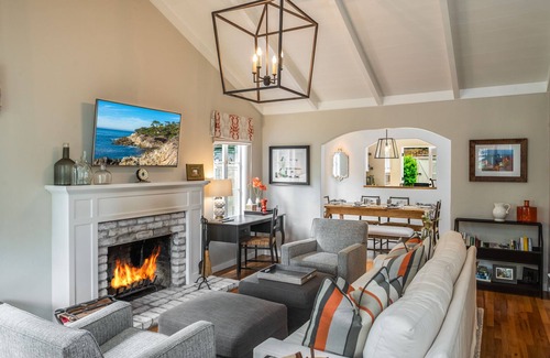 Northeast Carmel House | 3806 La Belle Vie - Close to Dining, Shopping, Galleries and the Beach!