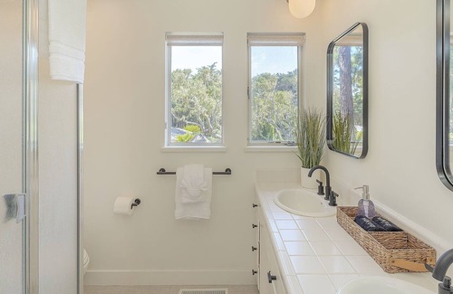 Pebble Beach House | 3900 Palm House On Cabrillo 4 Bedroom Home by Redawning