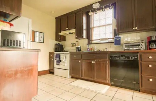 St. Joseph Condo | 3bdrm 2bath Home in Quite Neighborhood , Work from Home Ready and Near Downtown