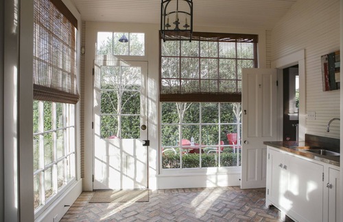 Bywater House | 3BR/2BA - Gorgeous 1838 Creole Cottage, Gorgeous Designer Renovation, Hip Local