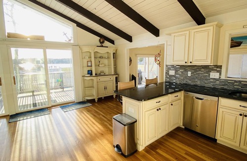 East Falmouth House | 3BR/2BA walk to water, pool, playground, tennis, private hot tub, central A/C
