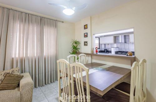 Centro Apartment | 3BR Apt w/BBQ 50m from Itapema Beach EPO001