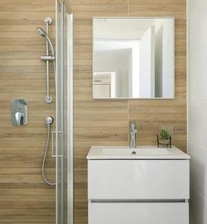 Kiryat Yam Apartment | 3BR charming on the 14th floor overlooking the sea