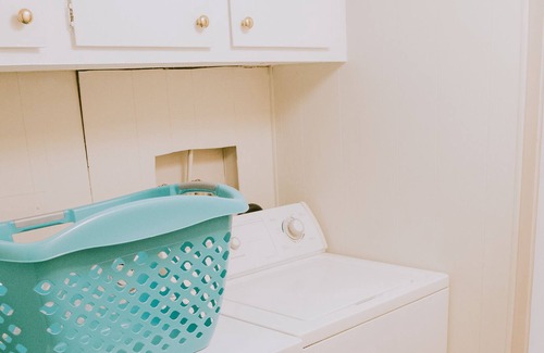 Rosehill Cottage | 3br Cottage Next Door to Maclay State Park!