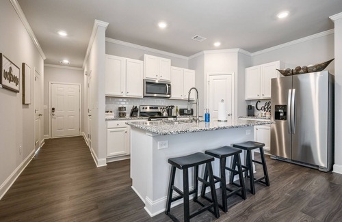 Norcross House | 3BR Extended Stays, Pet Friendly