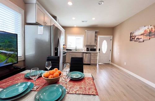 South Sundale House | 3BR Fremont Home, Near Silicon Valley, Ideal for Families & Groups