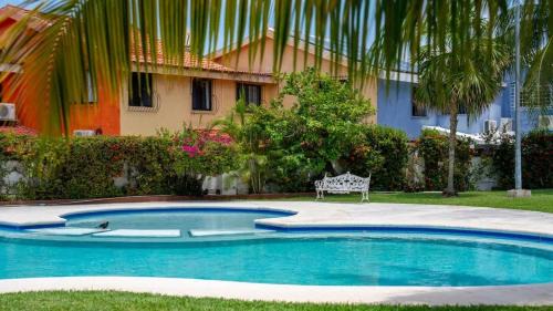 Zona Hotelera House | 3BR Modern House w/Pool and Great Location!