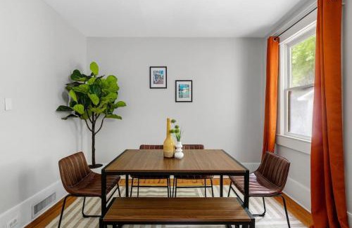 University Hill House | 3BR on University Hill