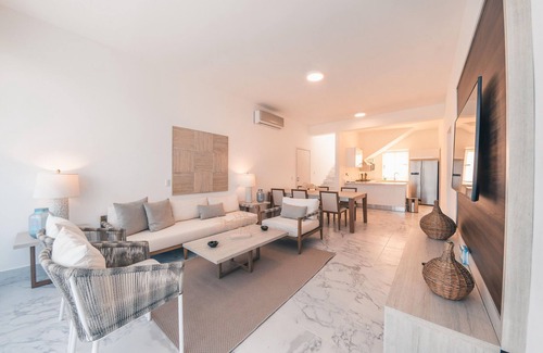 Las Terrenas Apartment | 3BR-Penthouse w/jacuzzi incl at Lake View