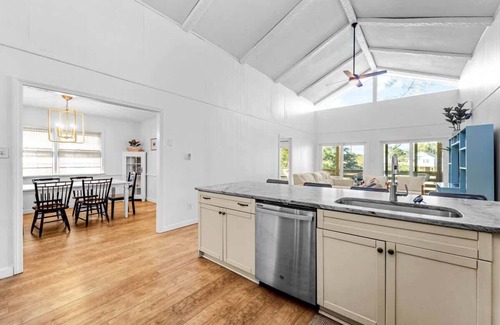 Colington House | 3BR Soundside Retreat | Steps to Bay Drive Path!