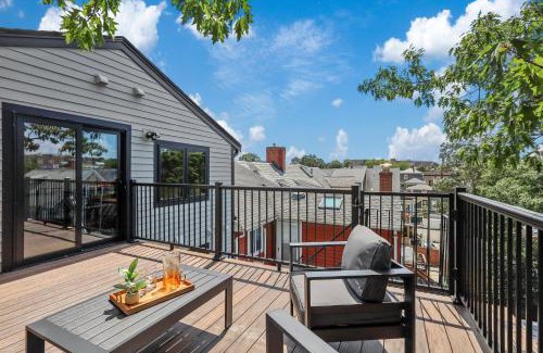 Somerville Apartment | 3BR3Bth Penthouse 2 Parking Spaces TD MIT Harvard