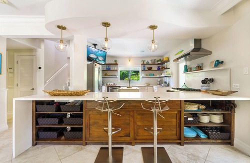 West Bay House | 4 Bd Family Home with Private, Heated Pool - on Boggy Sands Rd