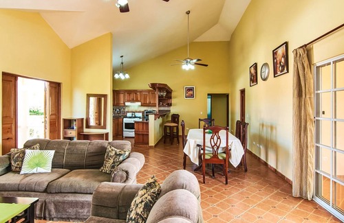 El Batey Villa | 4-BD guest-friendly villa in central Sosua with private pool/garden
