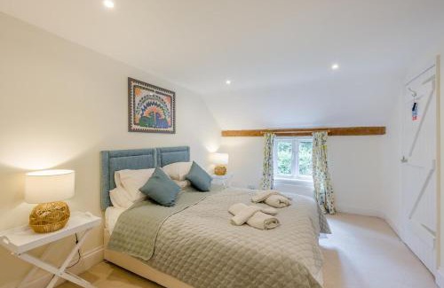 Bury St Edmunds House | 4 Bed in Hartest oc-w32685