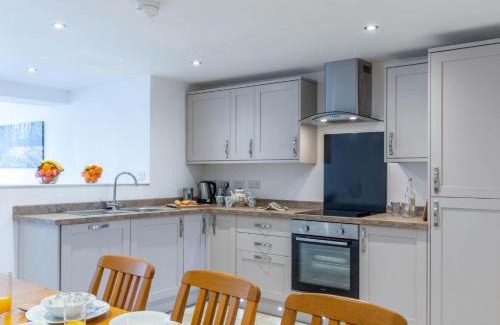 Langtoft House | 4 Bed in Langtoft 81235