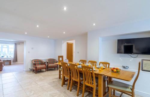 Langtoft House | 4 Bed in Langtoft 81235