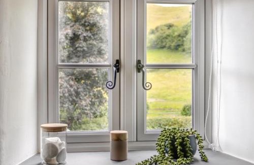 Church Stoke House | 4 Bed in Old Churchstoke 91498