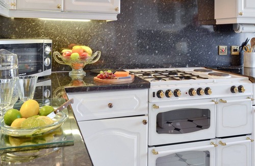 Cross Inn Cottage | 4 bedroom accommodation in Cross Inn near New Quay