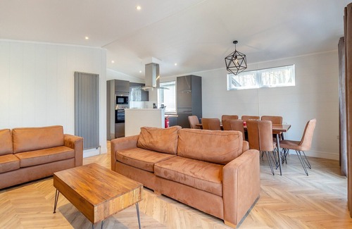 Woolverstone Cabin | 4 bedroom accommodation in Woolverstone, Ipswich