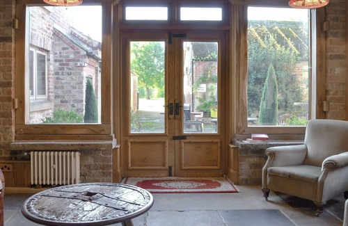 Darlington Cottage | 4 bedroom accommodation in Low Dinsdale