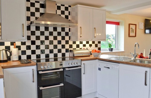 Rye Foreign Cottage | 4 bedroom accommodation in Rye Foreign, Rye