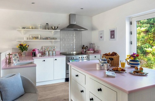 Newby Bridge Cottage | 4 bedroom accommodation in Newby Bridge, near Lowick