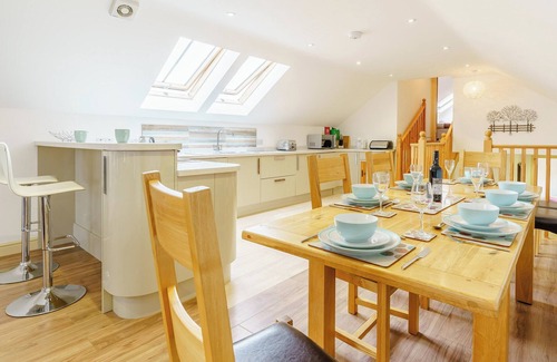 Cross Inn Cottage | 4 bedroom accommodation in Cross Inn, near New Quay