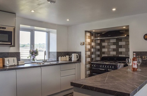 Rhosgoch Cottage | 4 bedroom accommodation in Rhosgoch