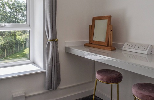 Rhosgoch Cottage | 4 bedroom accommodation in Rhosgoch