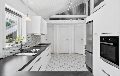 Tranum House | 4 Bedroom Cozy Home In Brovst