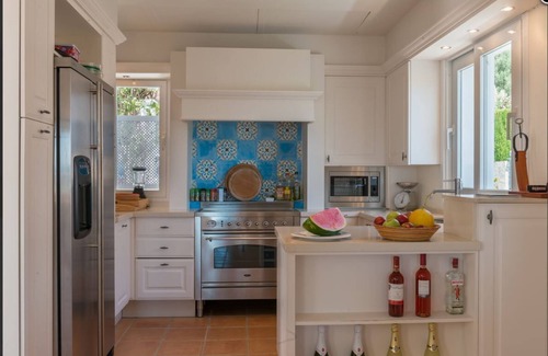 Benalup-Casas Vieja Villa | 4 Bedroom Luxury Villa with Pool adjacent to golf resort. 25 min to the beach