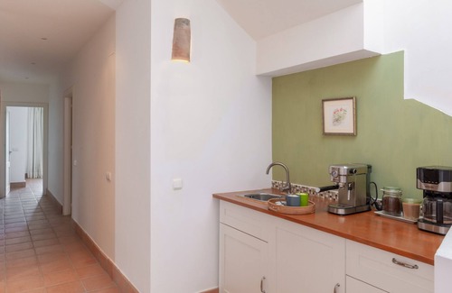 Benalup-Casas Vieja Villa | 4 Bedroom Luxury Villa with Pool adjacent to golf resort. 25 min to the beach