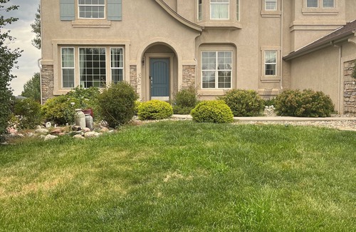 Stetson Hills House | 4 bedroom house in cool Colorado Springs with WiFi