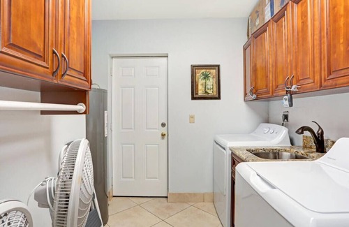 Naples Park House | 4 Bedroom House, Heated Pool, 800 sqft Game Room