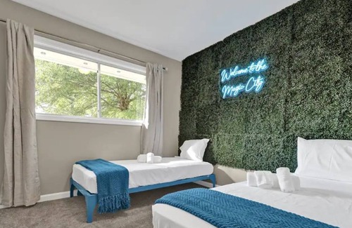 Crestline Heights House | 4 Bedroom Magic City Oasis w/ Jacuzzi, Gameroom, & MORE