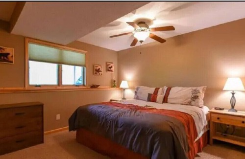 Pequot Lakes Villa | 4 Bedroom Villa on Middle Cullen