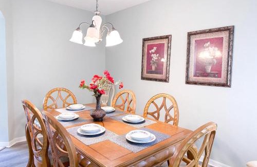 Calabay Parc Villa | 4 beds pool and spa home with game room Calabay