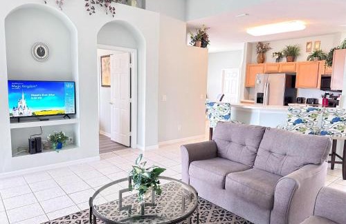 Calabay Parc Villa | 4 beds pool and spa home with game room Calabay