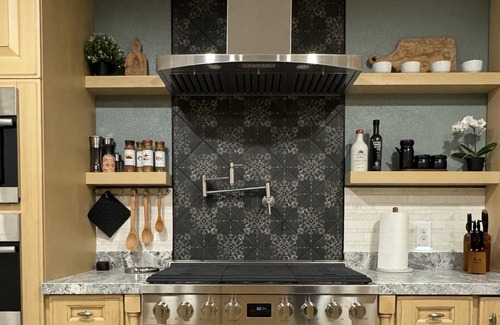 Spring Valley House | 4-BR Luxe Home just 10 minutes to Strip and Stadium, Pool & Spa, 30 Day min.