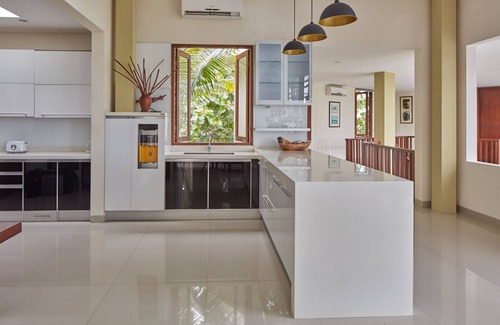 Bukit Villa | 4 BR Villa with Jimbaran Bay View, Near GWK. FREE airport pick up