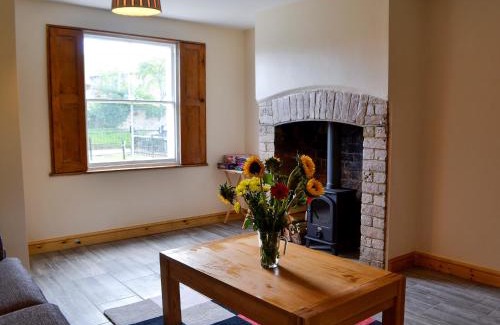 Arlingham House | 4 Greenhaye Cottages - Uk31236