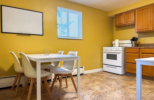 Mount Oliver Apartment | 4 Large Apartments w/8 Bedrooms & Parking + WIFI