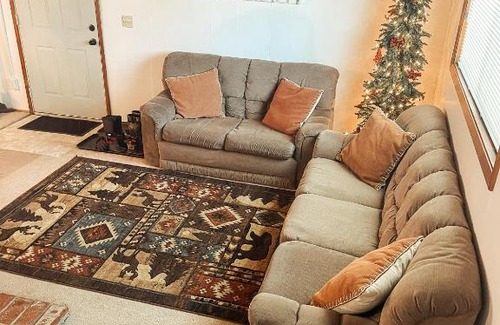 Cold Springs House | 4 Little Bears Cabin-WiFi/Arcade loft