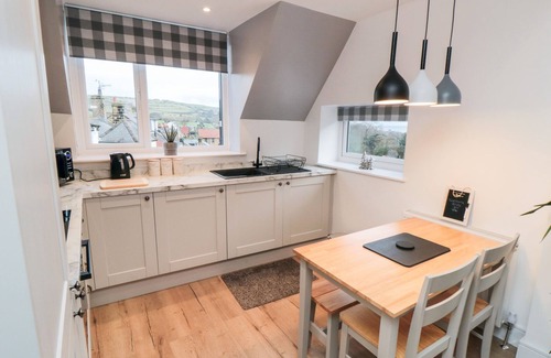 Fylingthorpe Cottage | 4 MAYPOLE GREEN, pet friendly in Fylingthorpe