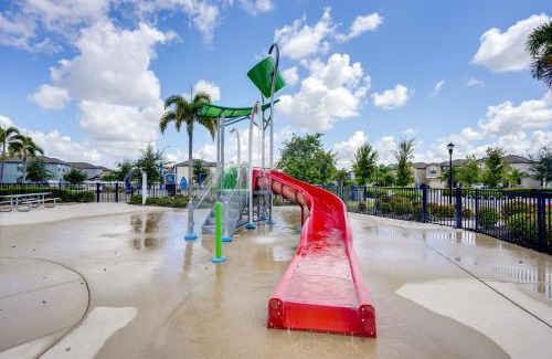 Greater Palm River Point CDC House | 4 Mi to Brandon Exchange Resort-Style Townhome!