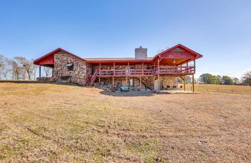 Bismarck House | 4 Mi to Lake Access Pet-Friendly Home in Bismarck