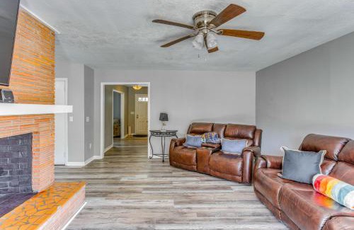 Loris House | 4 Mi to Loris Nature Park Family Home with Yard